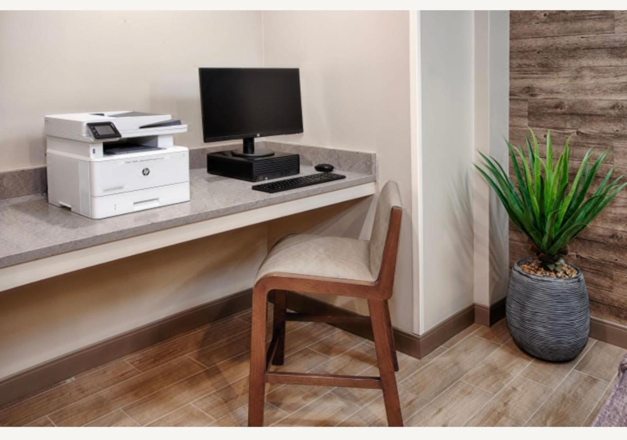 Candlewood Detroit Sterling Heights By Ihg 2*